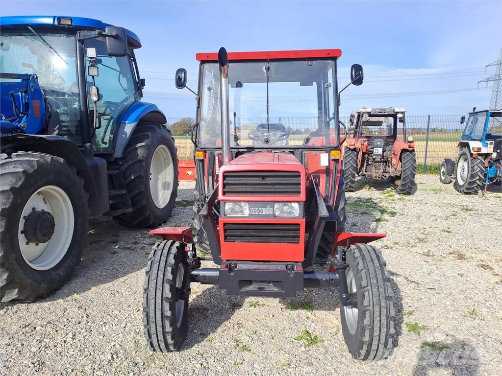 Case IH 533 Traktoren