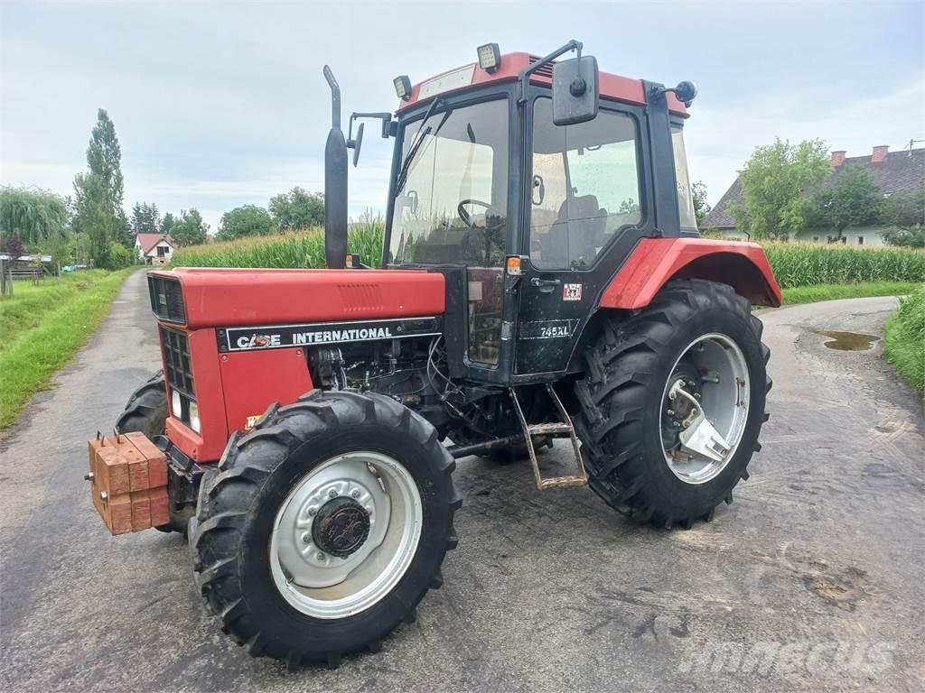Case IH 745 XLA Traktoren