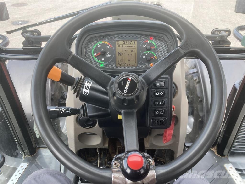 Case IH Luxxum 120 Traktoren