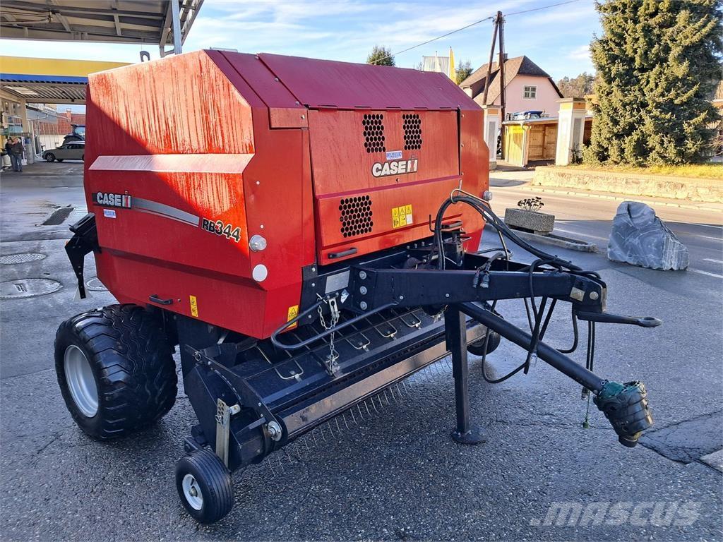 Case IH RB 344 Rundballenpressen
