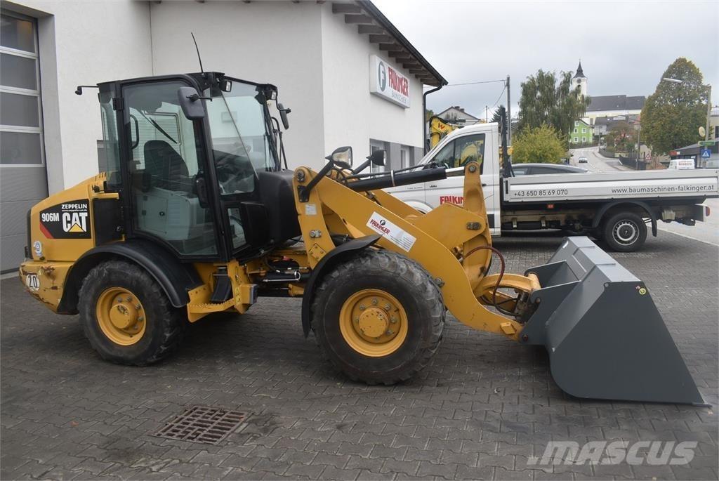 CAT 906M Radlader