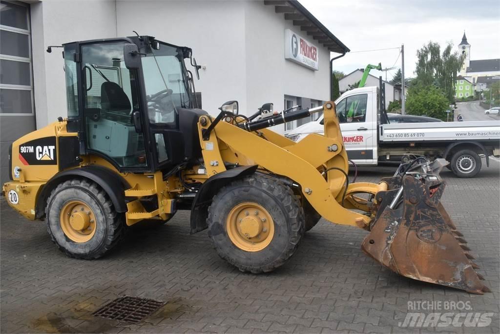 CAT 907M Radlader