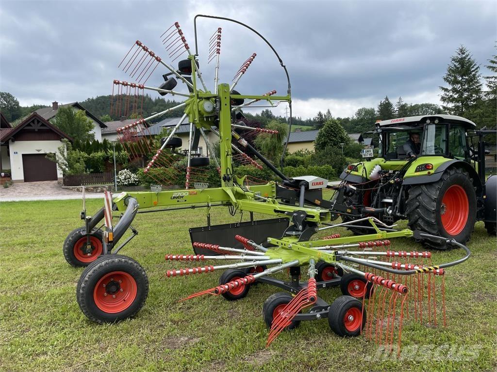 CLAAS Liner 2700 Schwader
