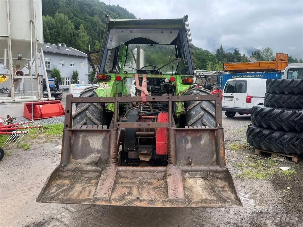 Deutz-Fahr DX 110 Traktoren
