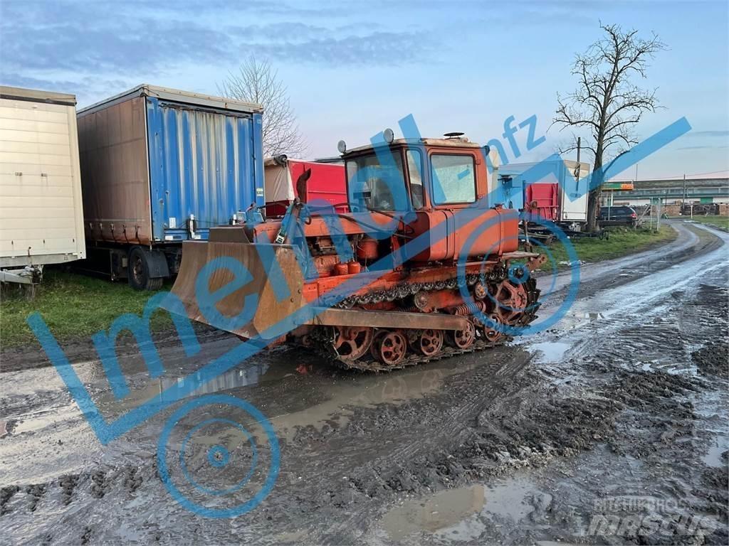  DT 75 Raupe Traktoren