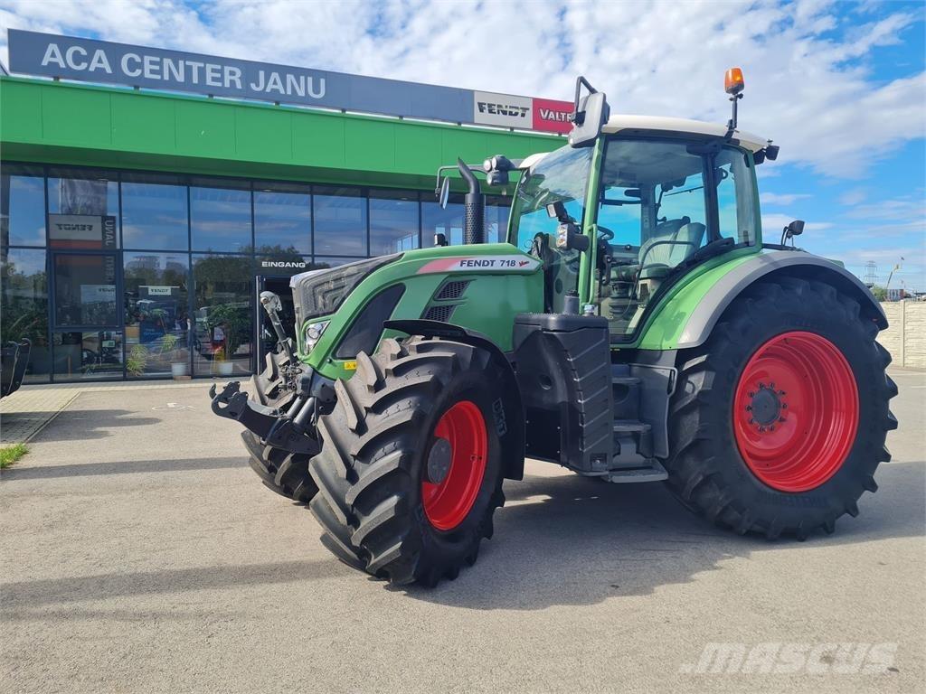 Fendt 718 Vario Traktoren