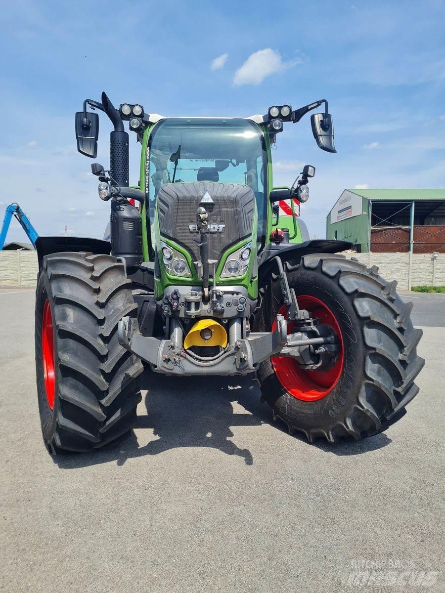 Fendt 724 Vario Traktoren