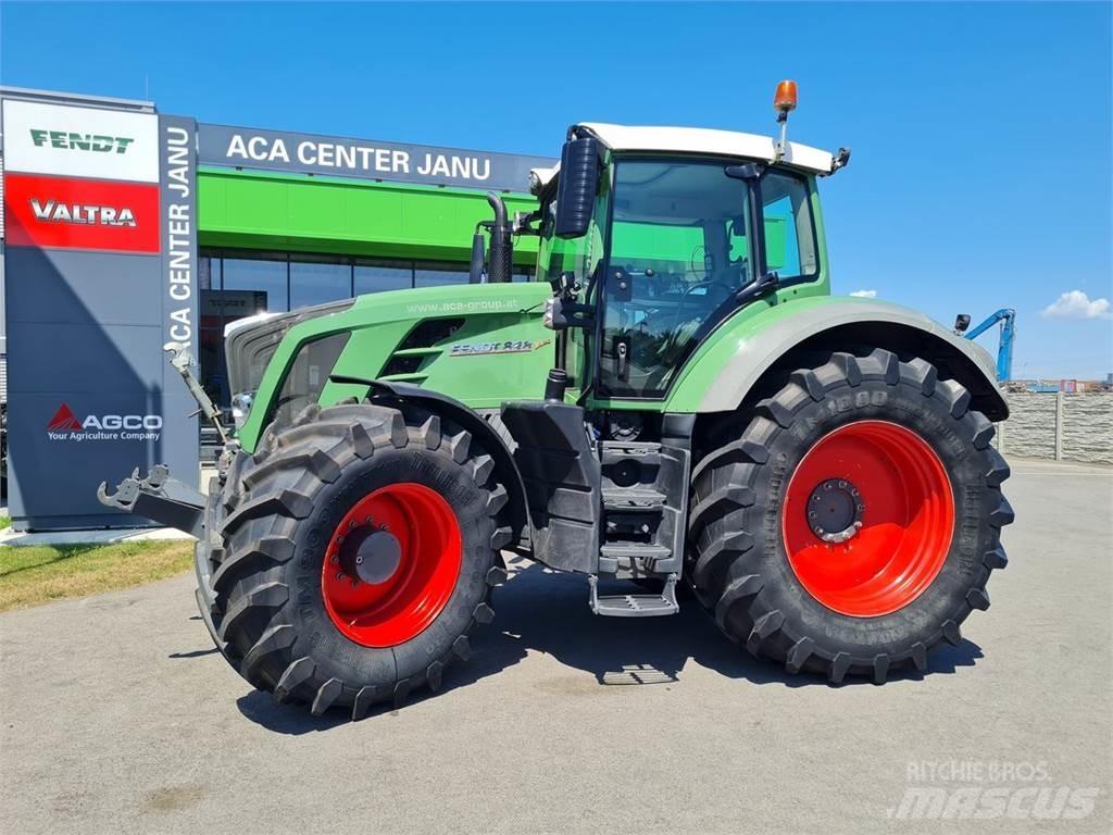 Fendt 828 Vario Traktoren