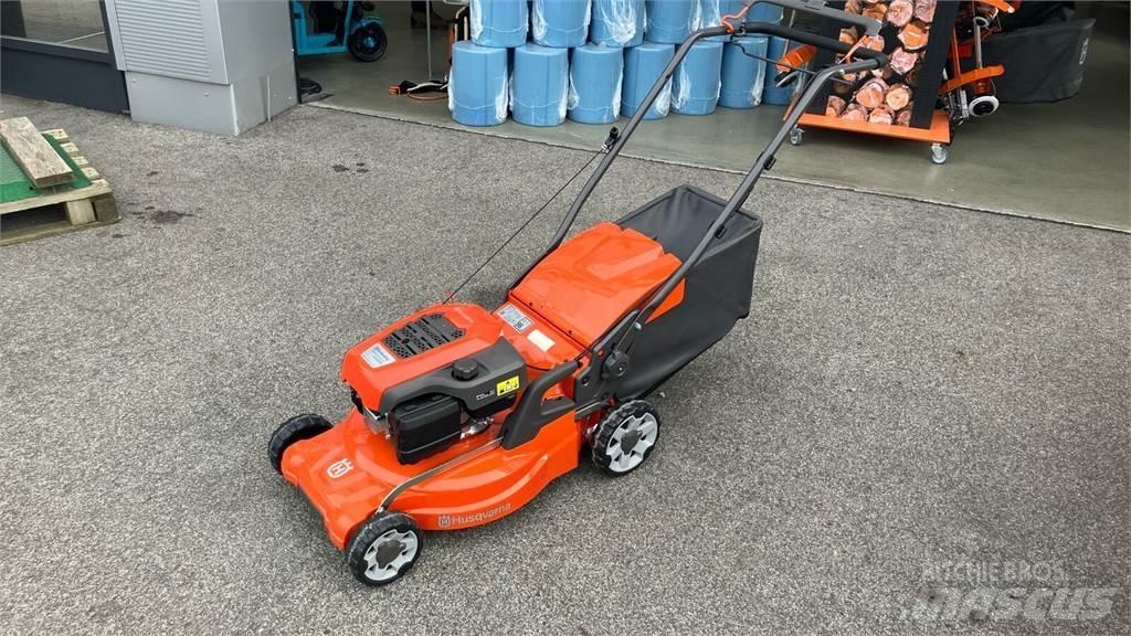 Husqvarna LC 247S Reitermäher