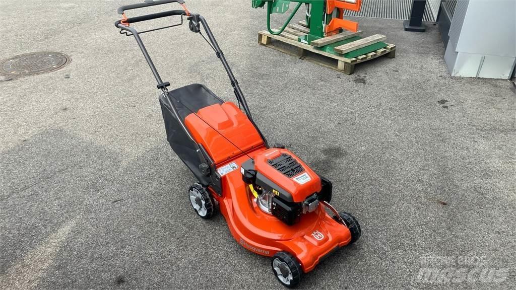 Husqvarna LC 347V Reitermäher