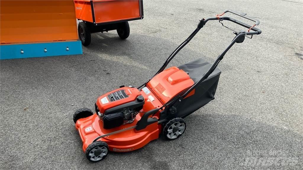 Husqvarna LC 353VE Reitermäher