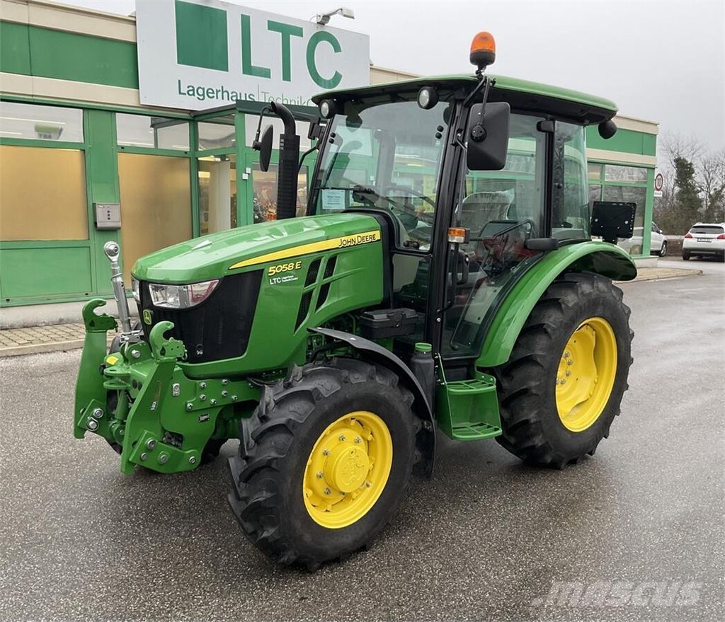 John Deere 5058E Traktoren