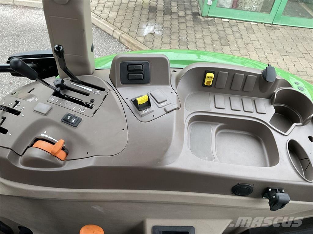 John Deere 5058E Traktoren