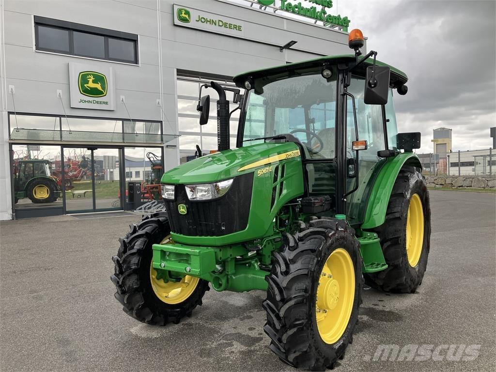 John Deere 5067E Traktoren
