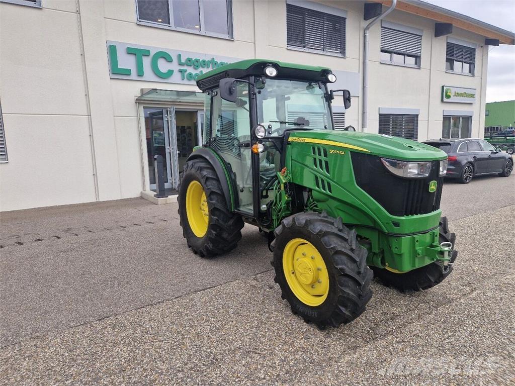 John Deere 5075 GF Traktoren