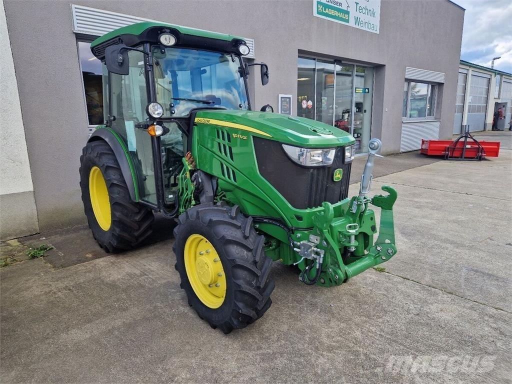 John Deere 5075 GF Traktoren