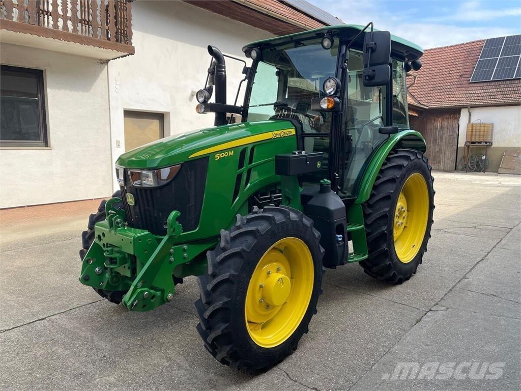 John Deere 5100M Traktoren