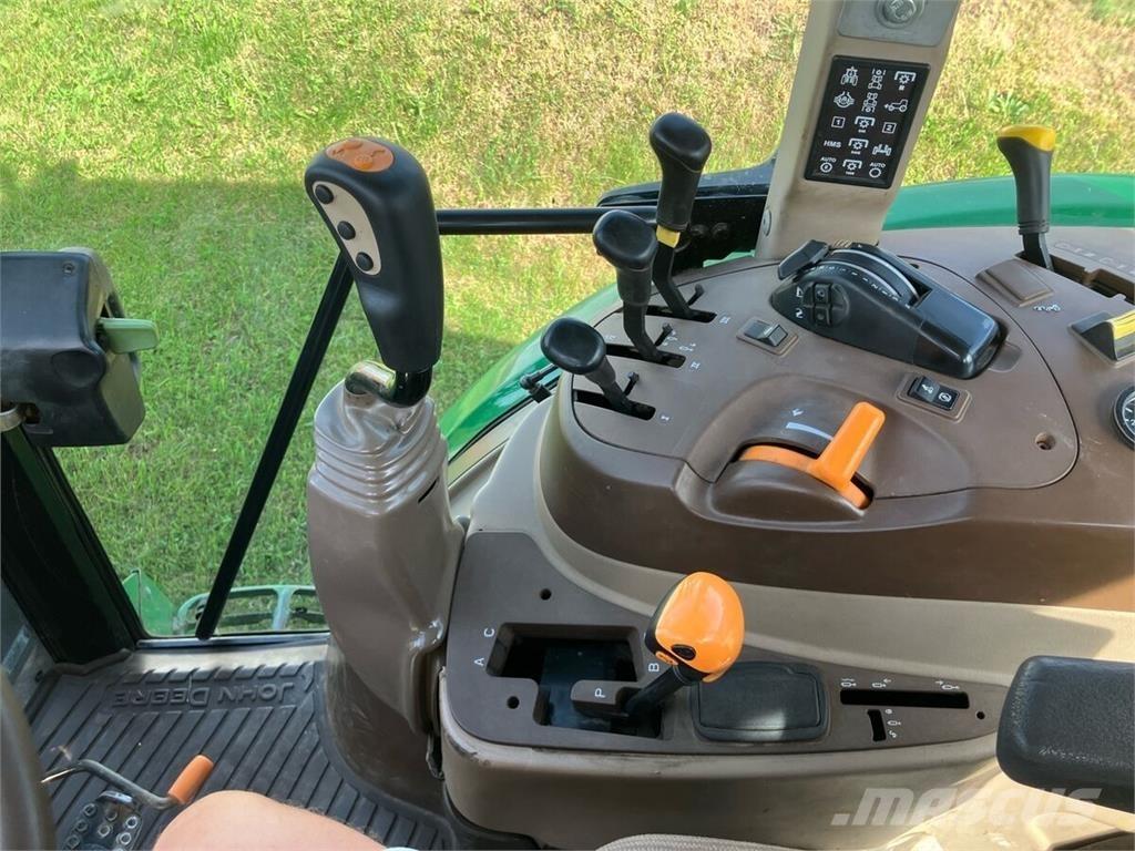 John Deere 5820 Traktoren