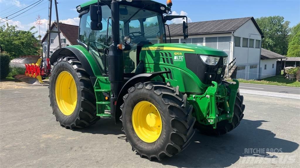 John Deere 6110R Traktoren