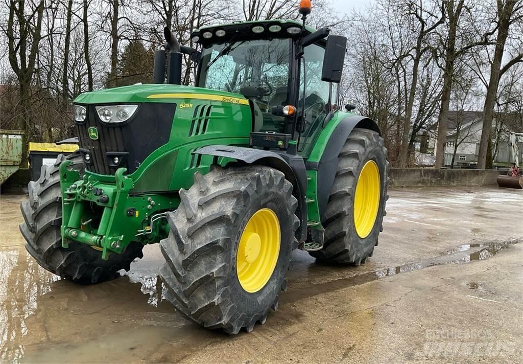 John Deere 6215R Traktoren