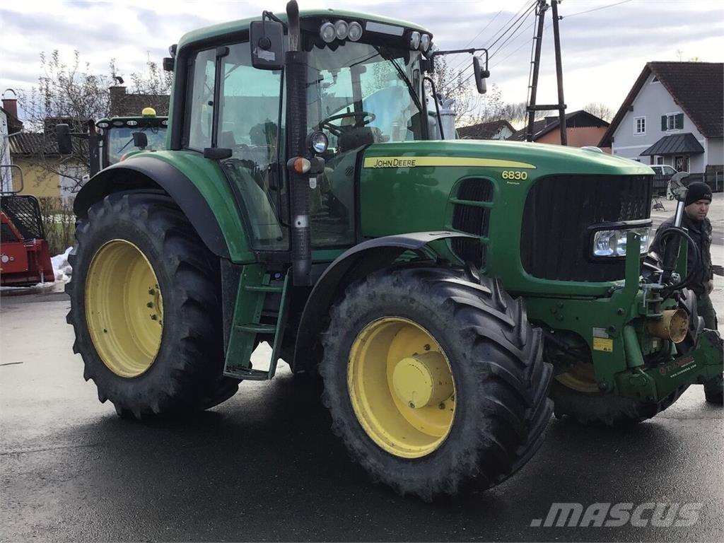 John Deere 6830 Traktoren