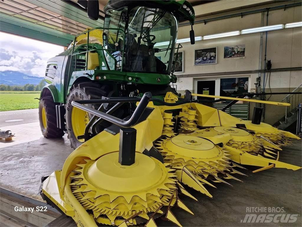 John Deere 8500 Feldhäcksler