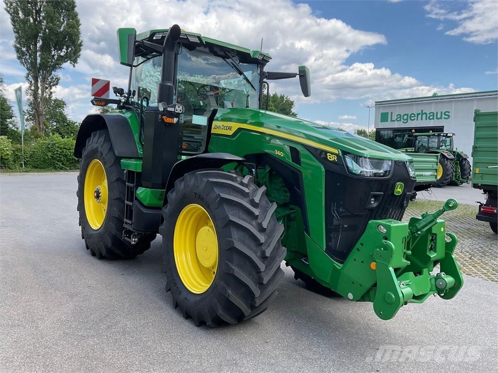 John Deere 8R340 Traktoren