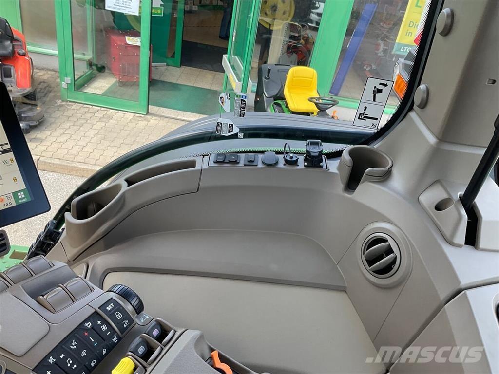 John Deere 8R340 Traktoren