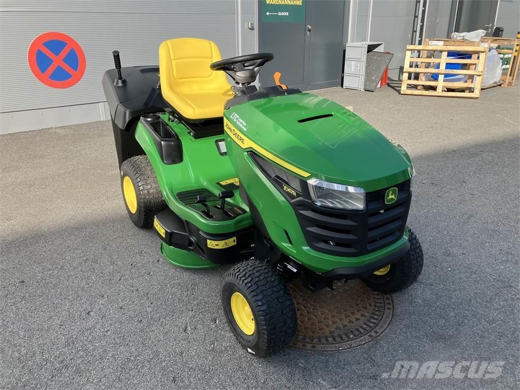John Deere X 147R Sonstige Kommunalmaschinen
