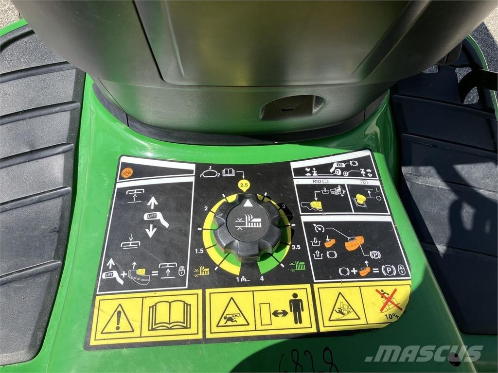 John Deere X 350R Sonstige Kommunalmaschinen