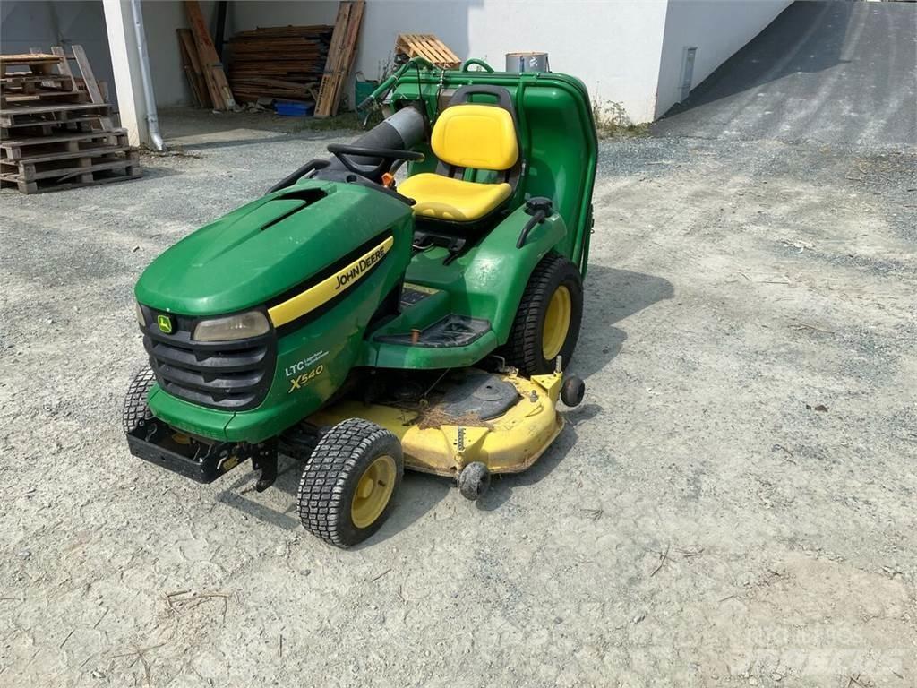 John Deere X540 Sonstige Kommunalmaschinen