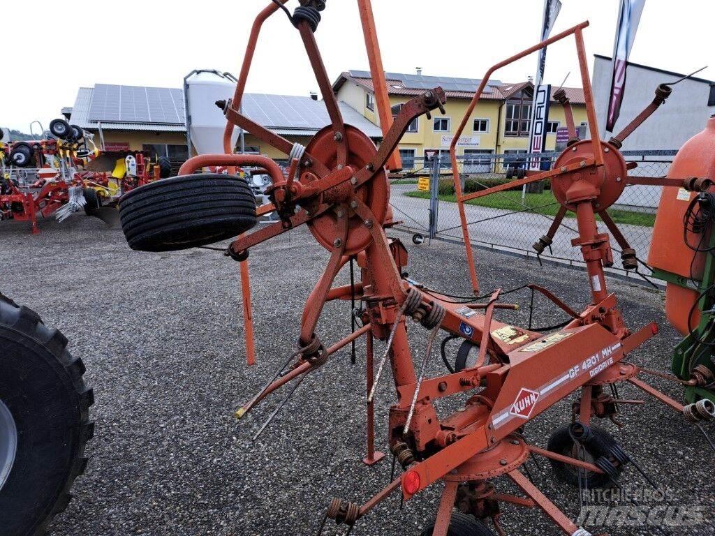 Kuhn GF 4201 MH Kreiselheuer/-wender