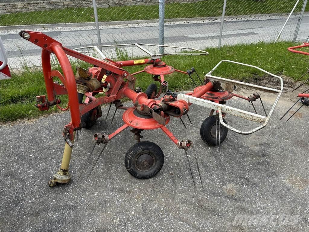 Kuhn GF 440 P Kreiselheuer/-wender