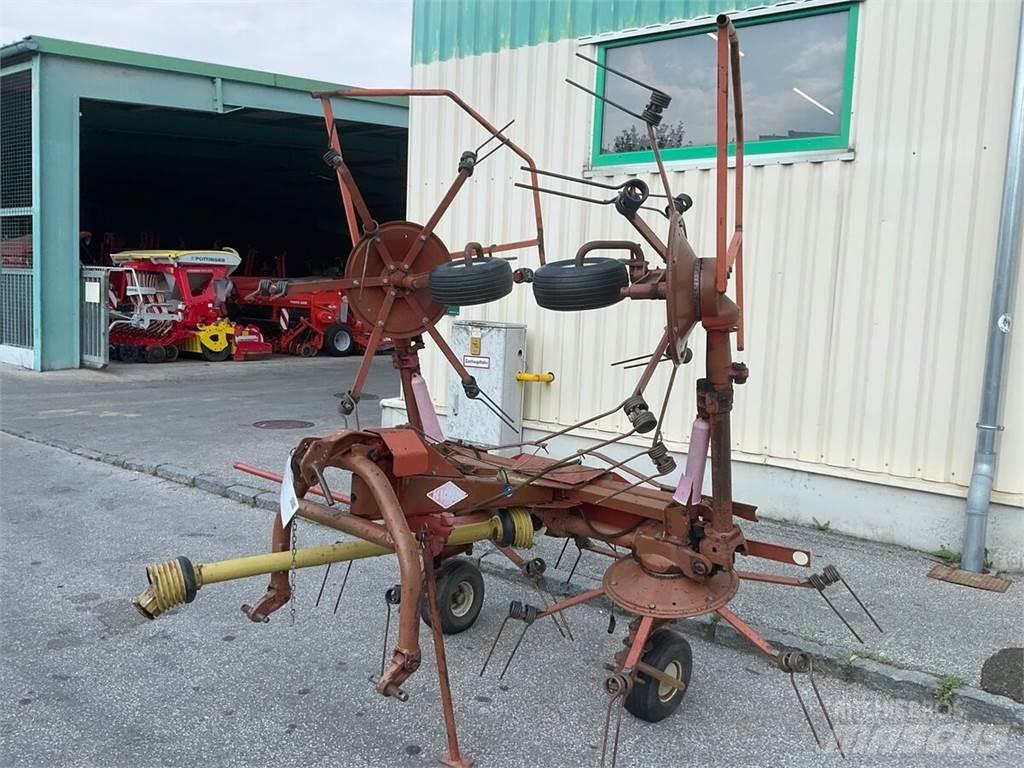 Kuhn GF 5001 Kreiselheuer/-wender