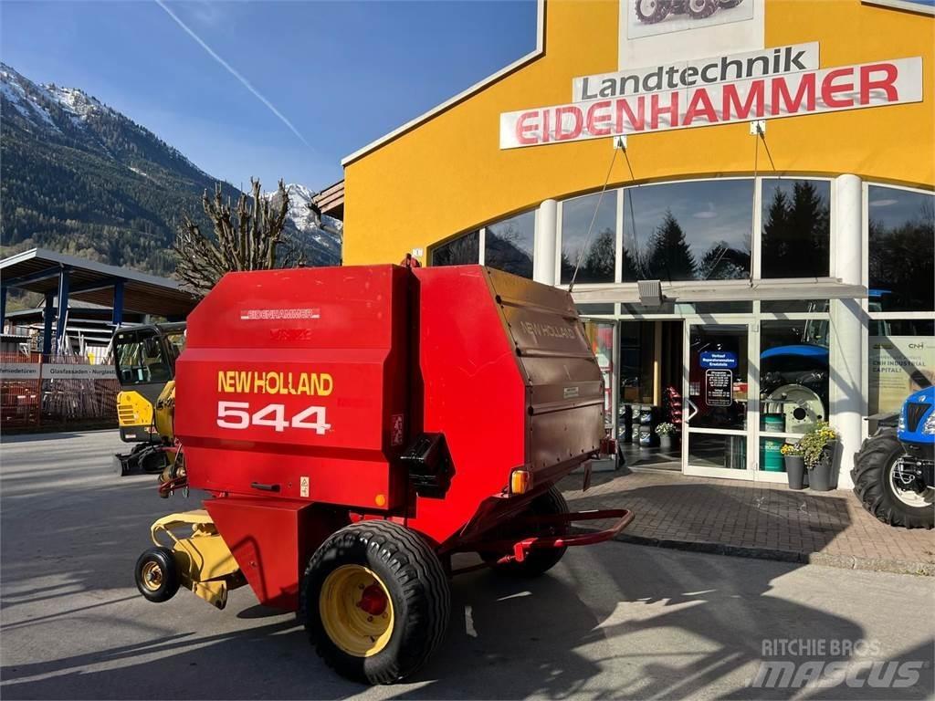 New Holland 544 Rundballenpressen