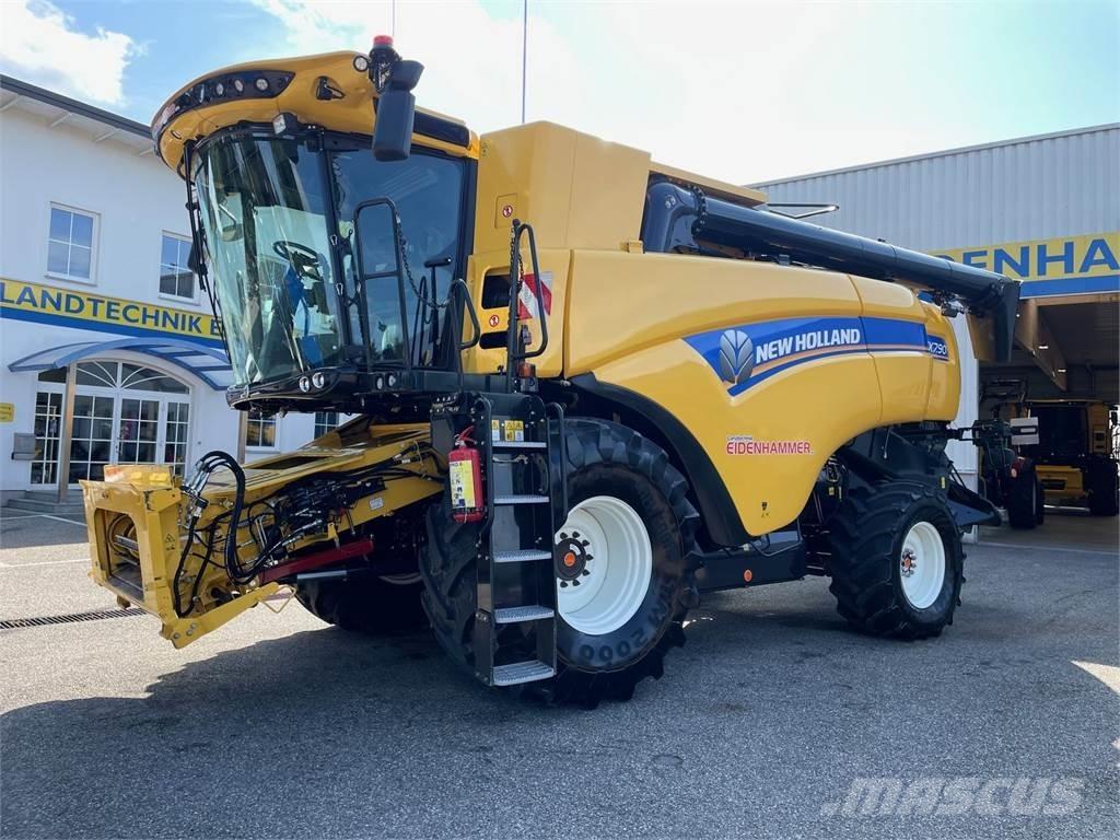 New Holland CX 7.90 Mähdrescher