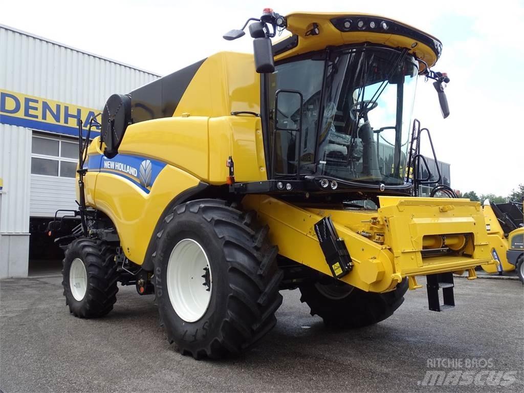 New Holland CX 8.80 Mähdrescher