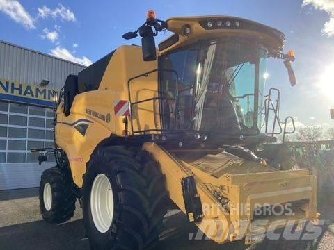 New Holland CX 8.80 Mähdrescher