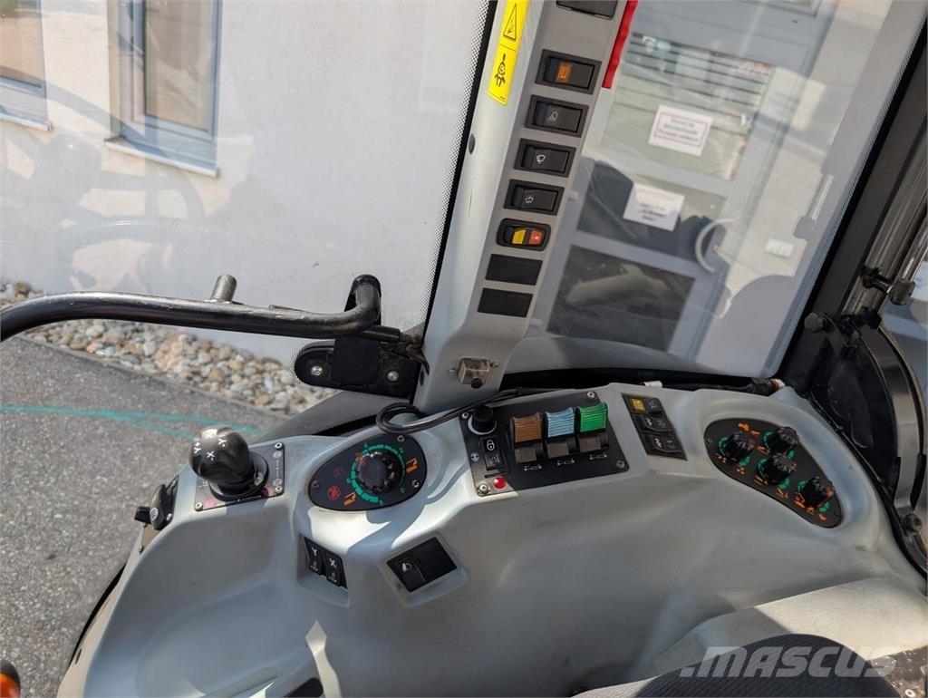 New Holland T4.90 F Traktoren
