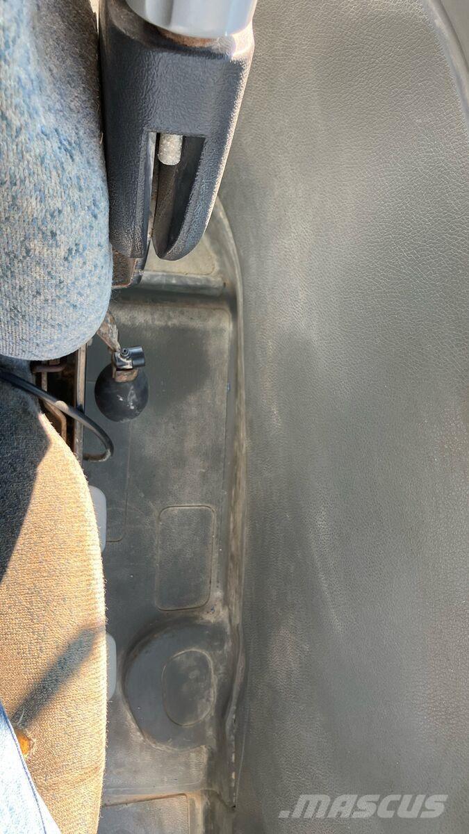 New Holland TL 80 Traktoren