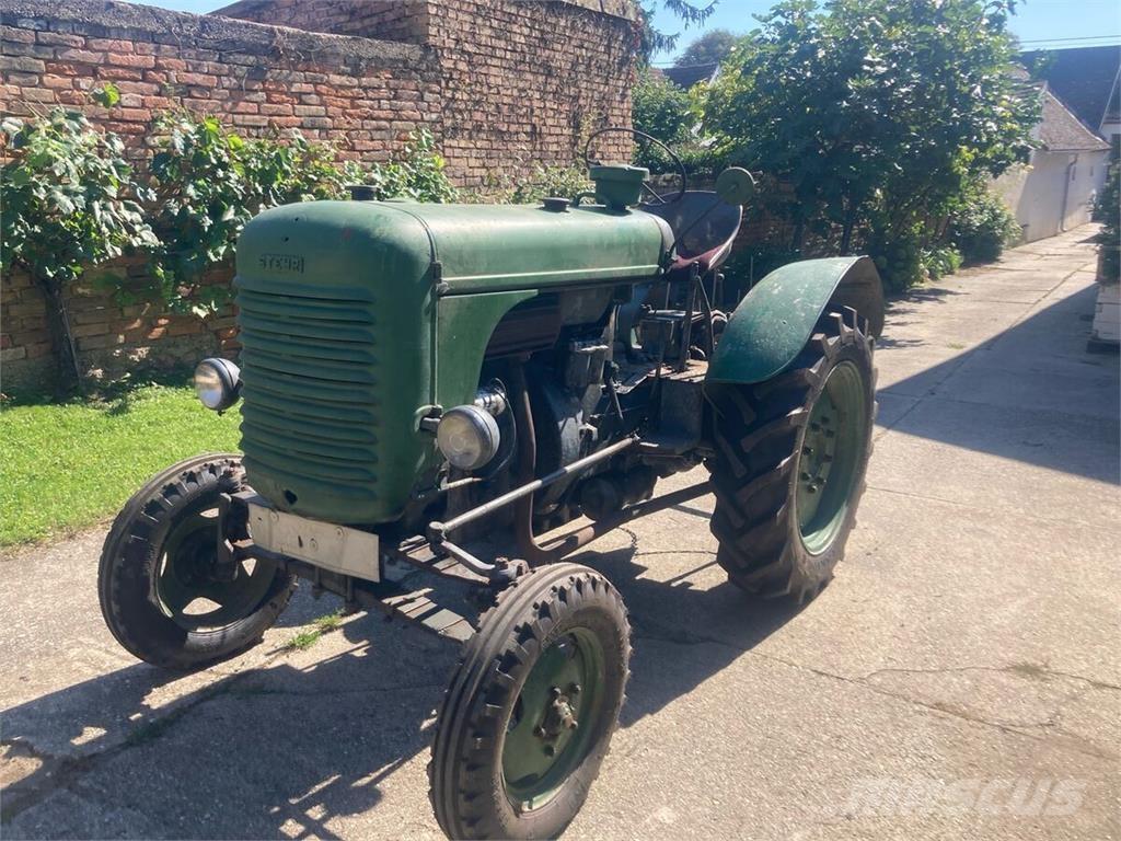 Steyr 180a Traktoren