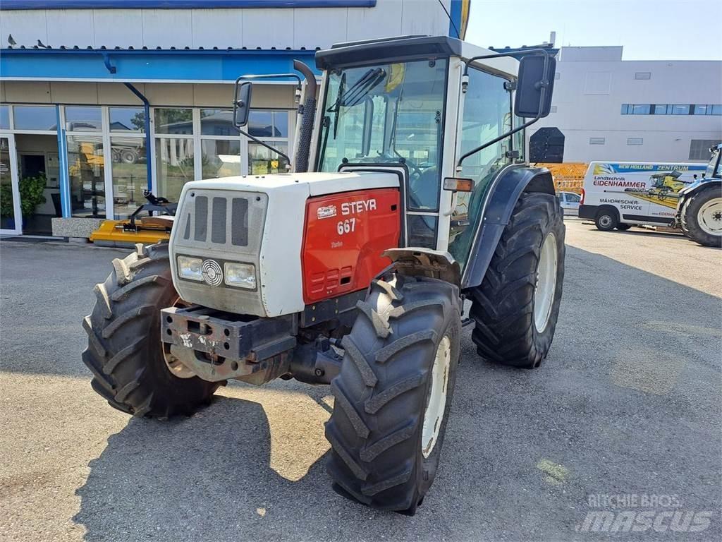 Steyr 667 Traktoren