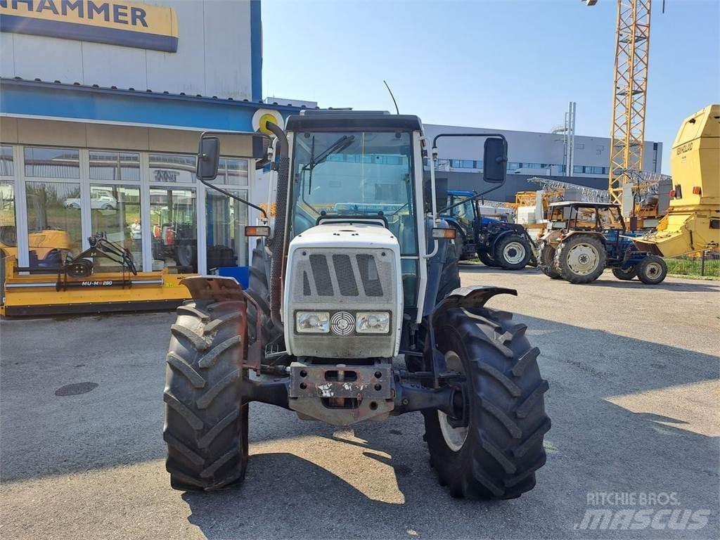 Steyr 667 Traktoren