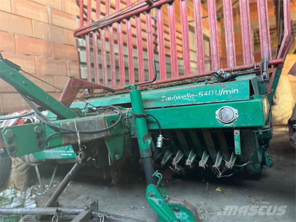 Steyr 8025 HAMSTER Ladewagen