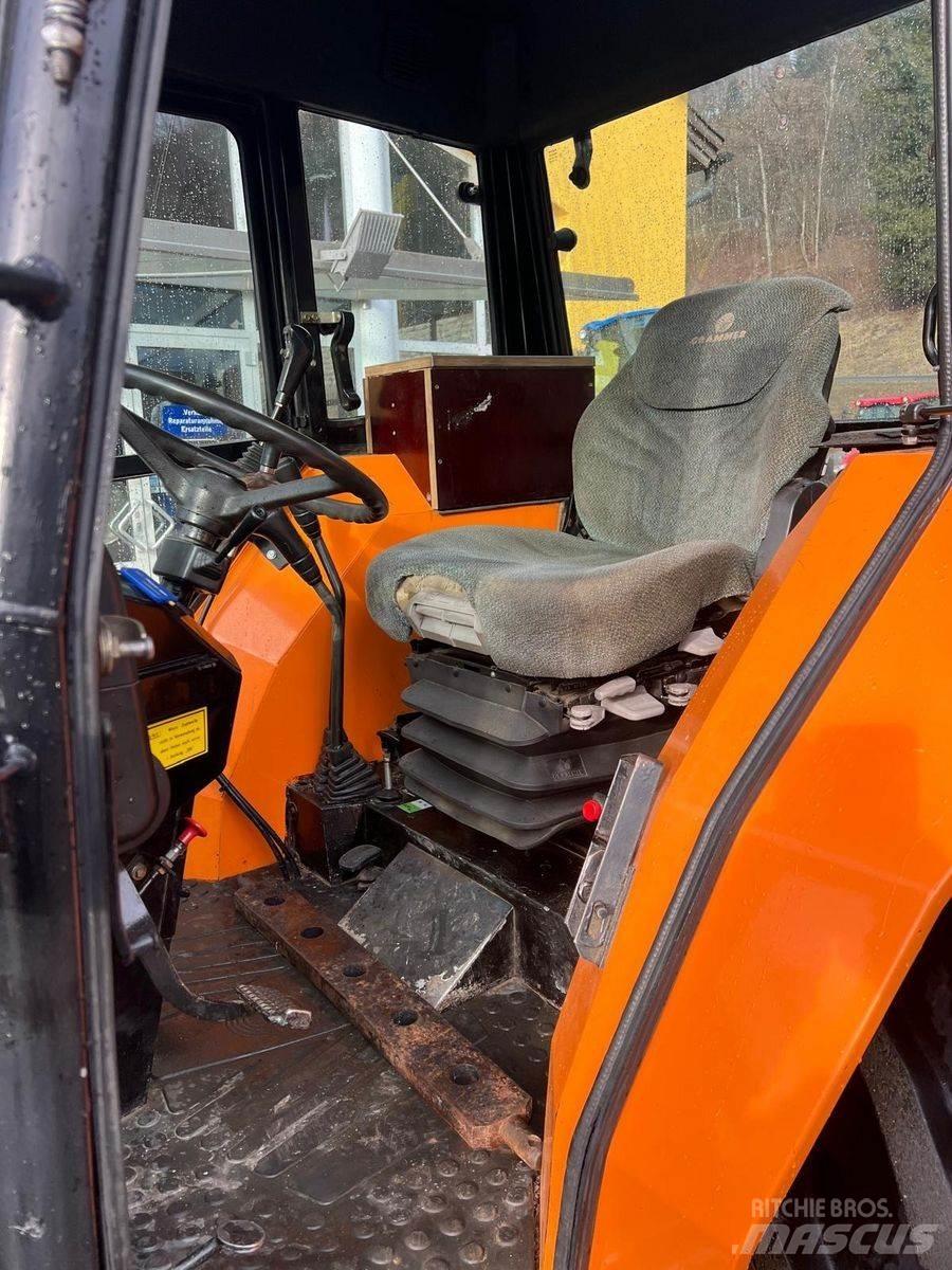 Steyr 975A Traktoren