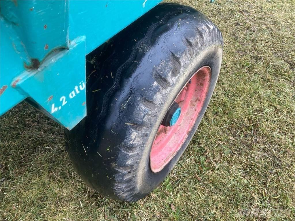 Steyr Hamster 803V Ladewagen
