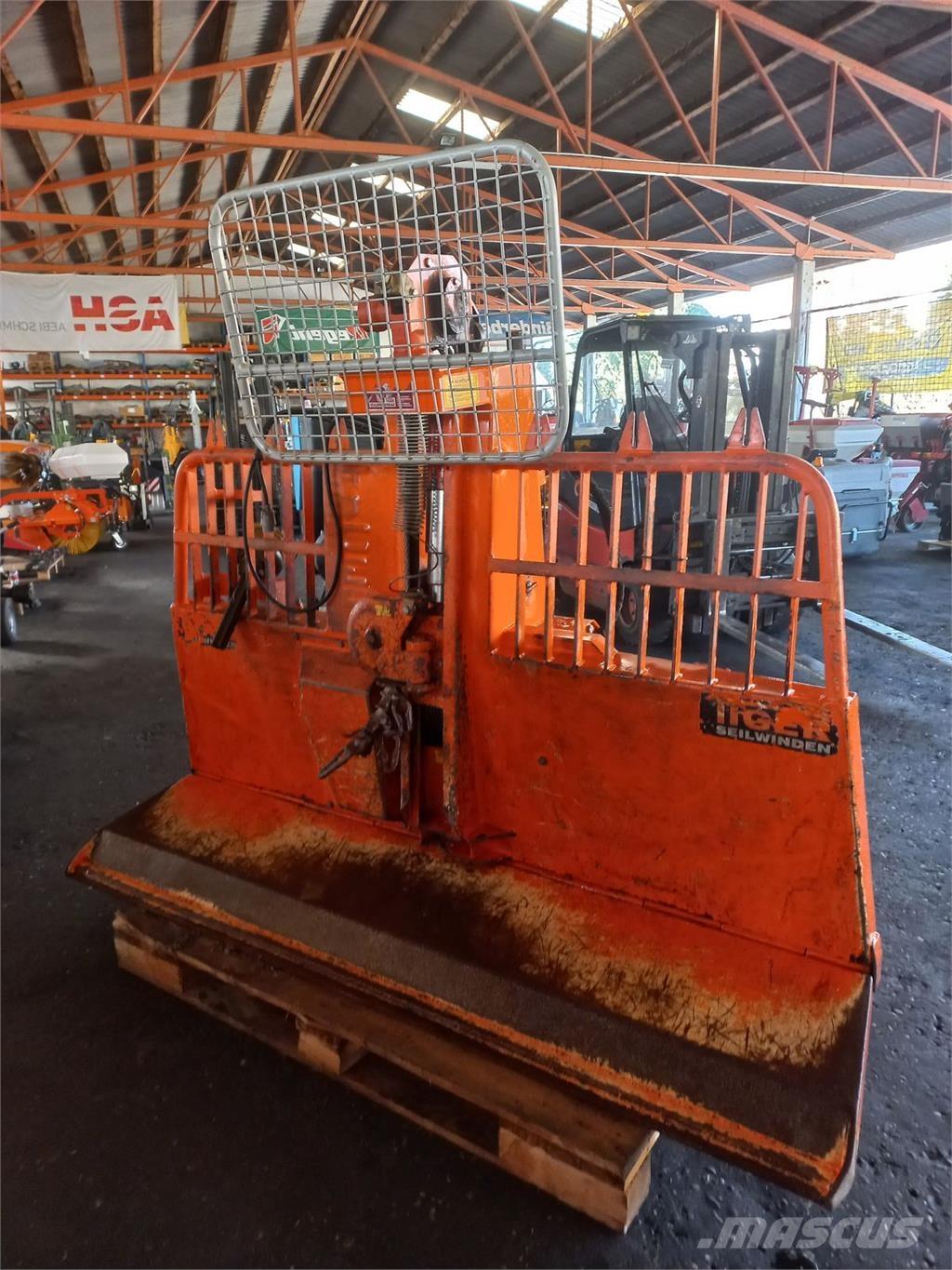 Tiger DSU 12 Seilwinden