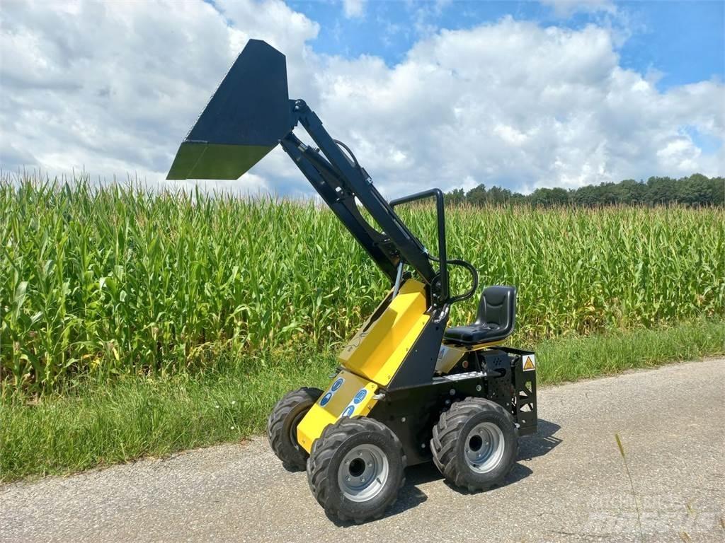  Tur Poland N520 Hoflader