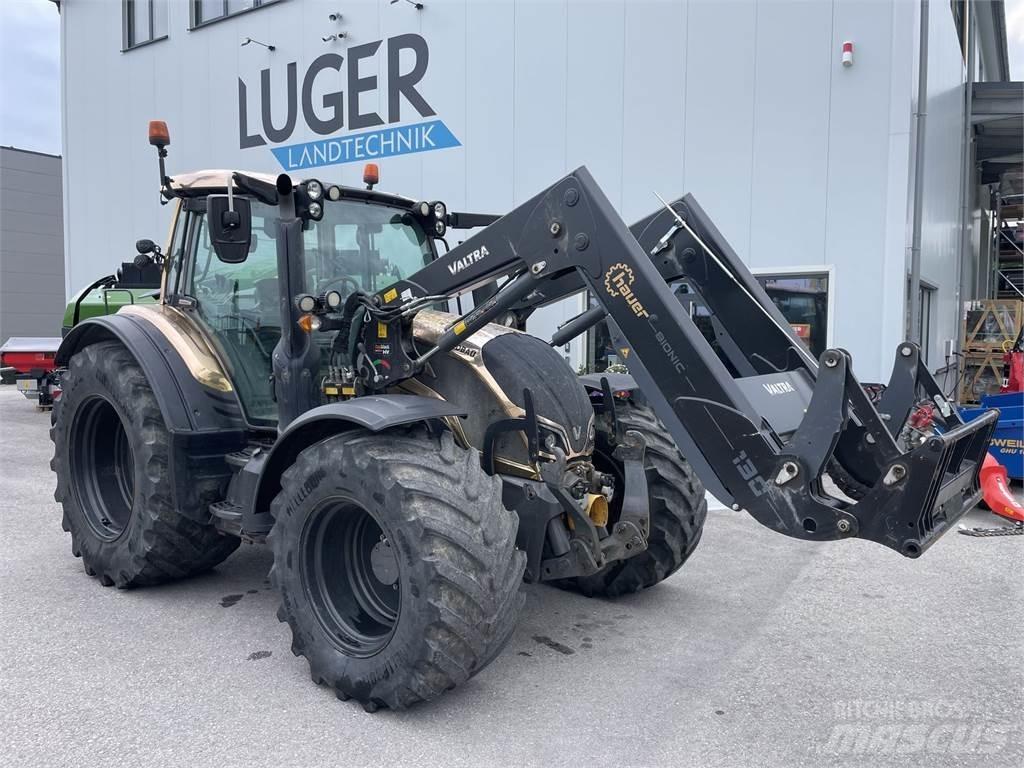 Valtra N174 HiTech Traktoren