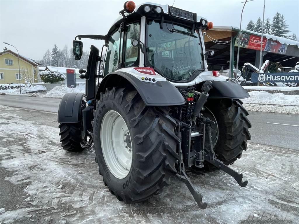 Valtra N175 Active Traktoren